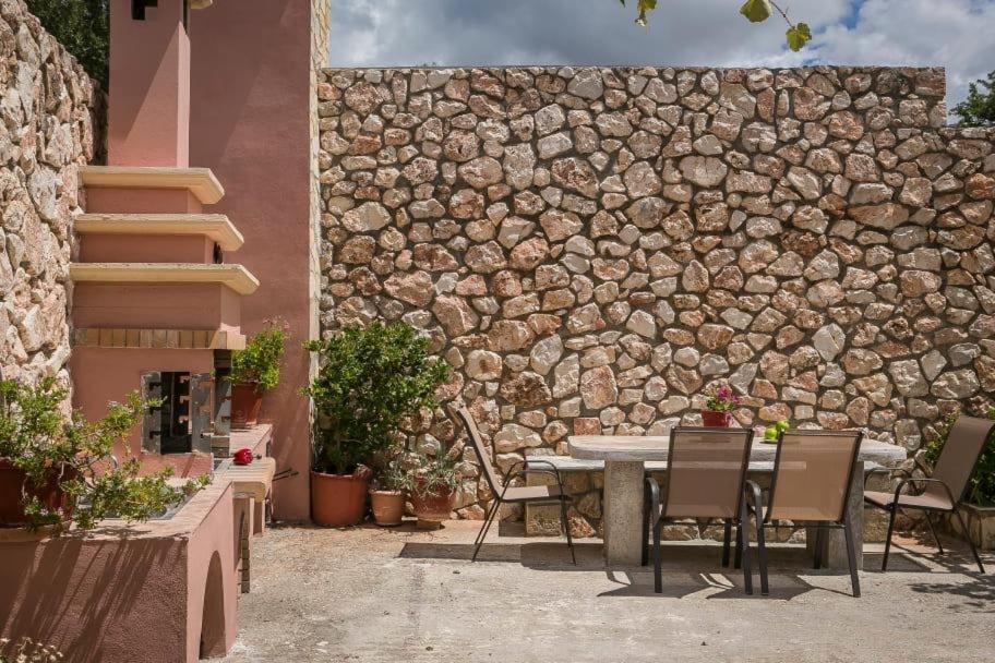 La Casa Di Lena Apartment อาร์กอสโตลี ภายนอก รูปภาพ
