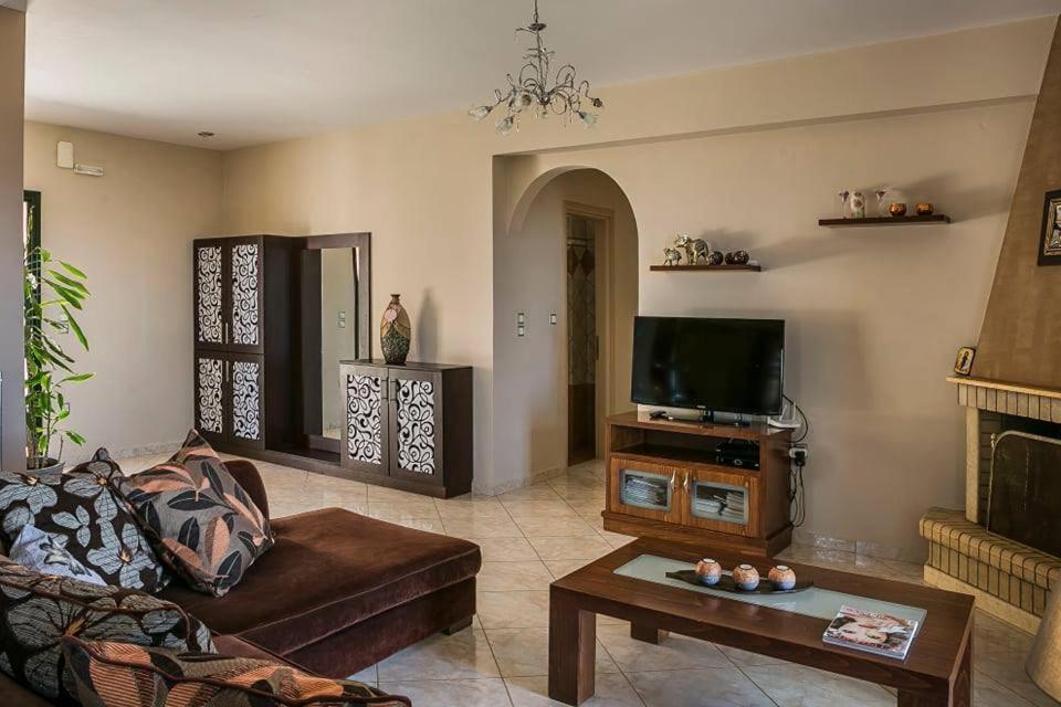 La Casa Di Lena Apartment อาร์กอสโตลี ภายนอก รูปภาพ