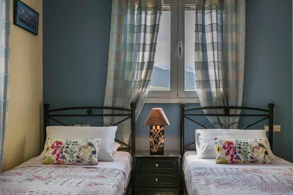 La Casa Di Lena Apartment อาร์กอสโตลี ภายนอก รูปภาพ